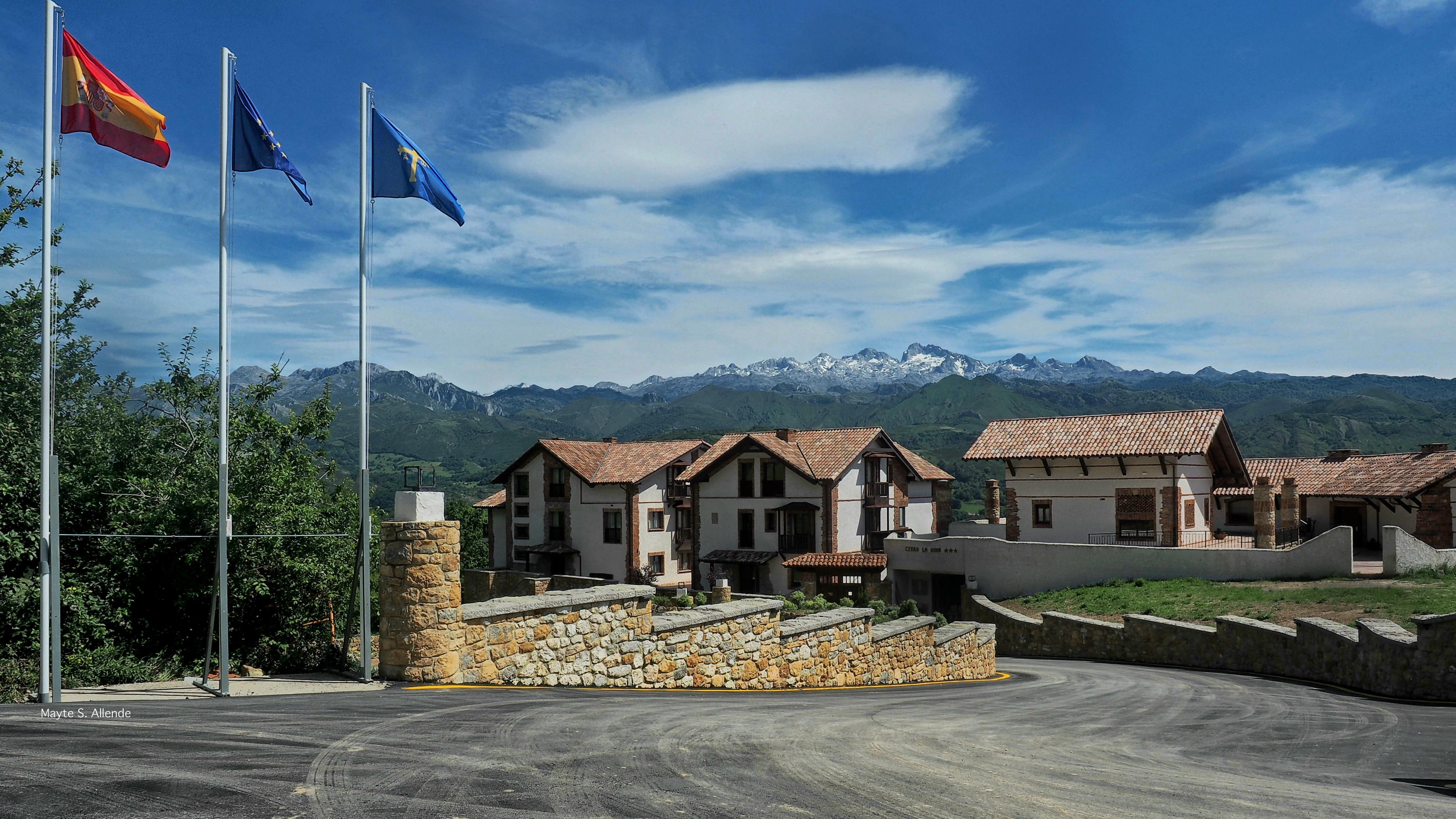 Hotel Cerro La Nina Beceña Esterno foto